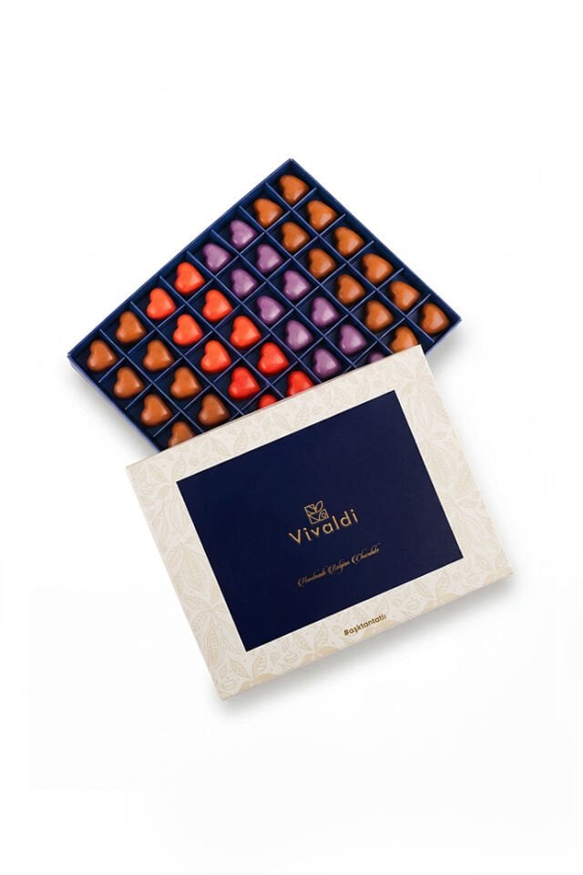 Bahar Serisi 48'li Kalpli Çikolata Kutusu